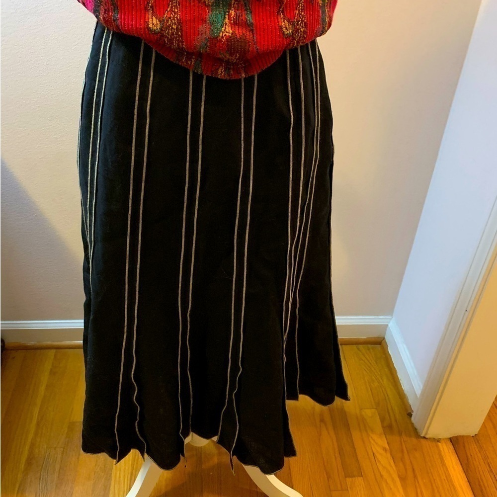 Sara Isabella linen A-line pleated black skirt, size 12
